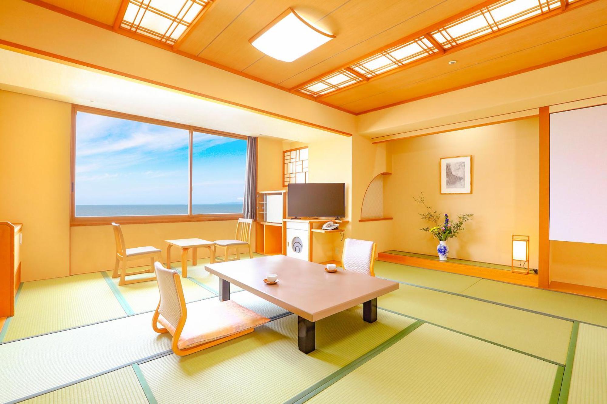 Ooedo Onsen Monogatari Premium Shiomiso เรียวกัง 3*
