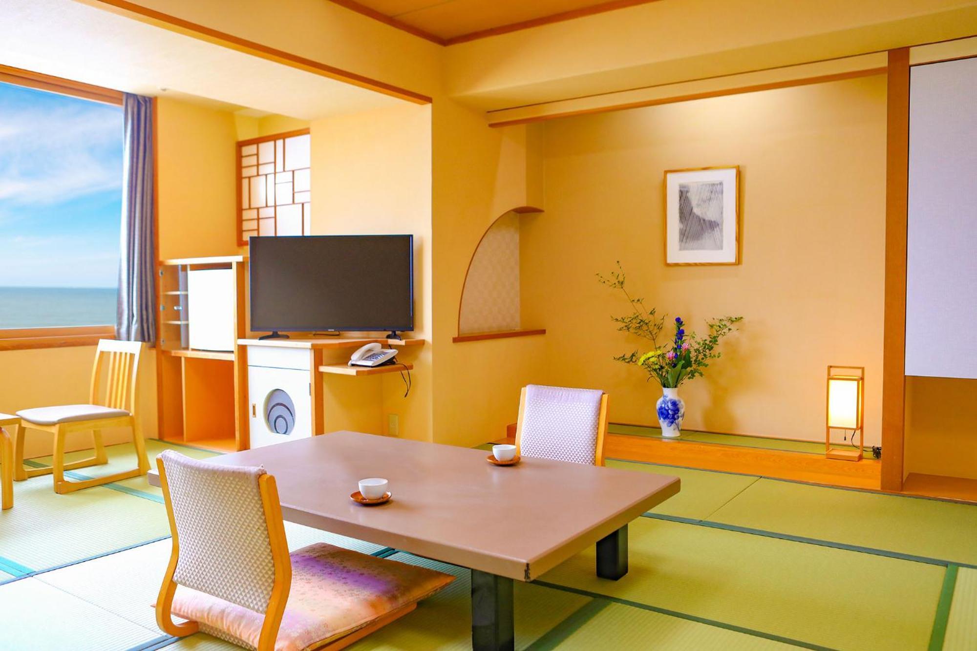 Ooedo Onsen Monogatari Premium Shiomiso เรียวกัง Murakami