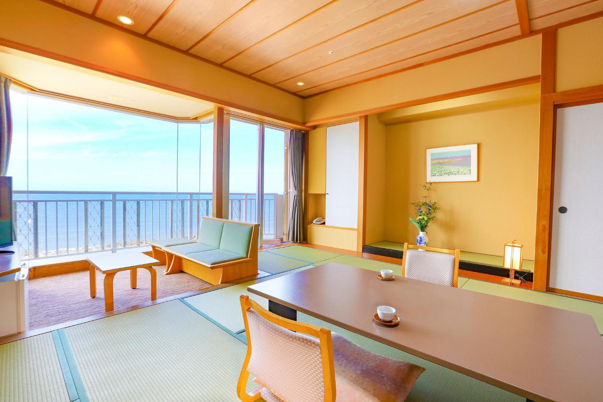 เรียวกัง Ooedo Onsen Monogatari Premium Shiomiso 3*